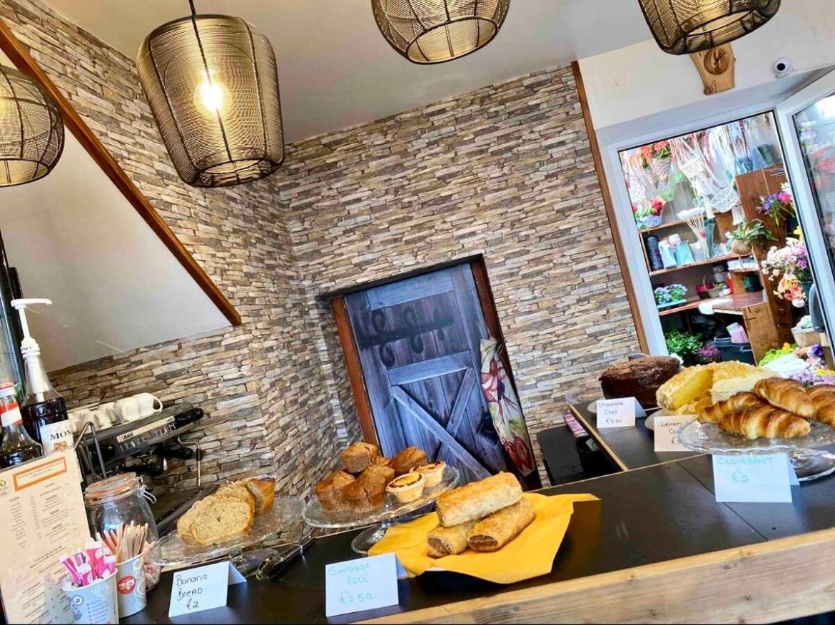 6 New Street Selfcatering Bnb Studio 1 Bantry Εξωτερικό φωτογραφία